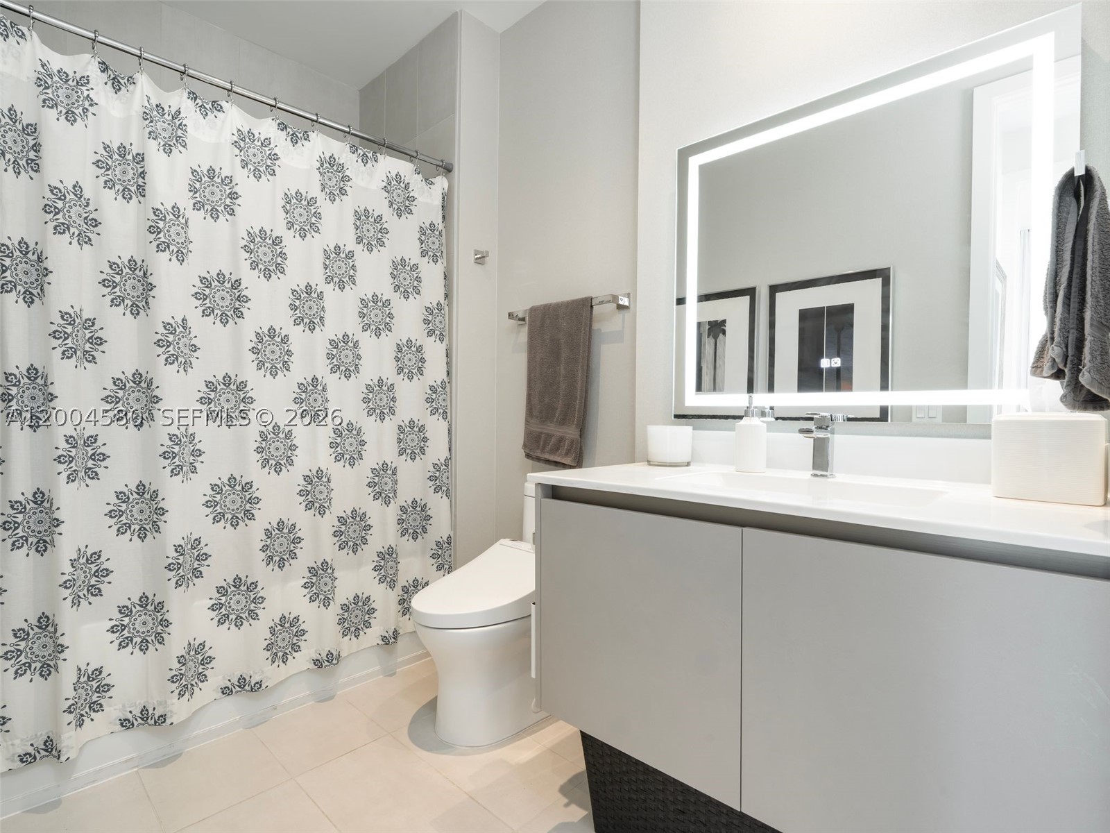 1030 15th St #321, Miami Beach FL 33139