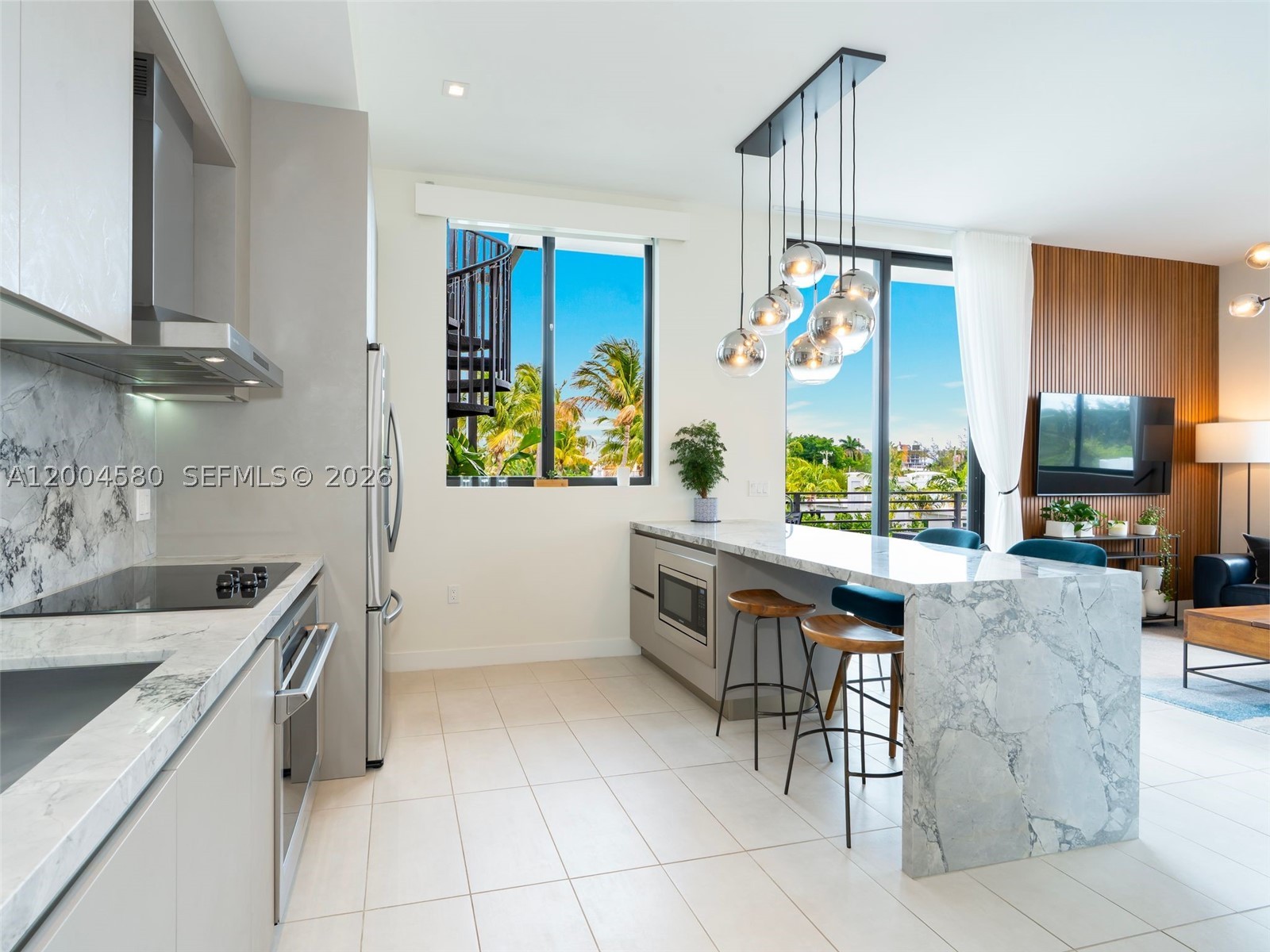 1030 15th St #321, Miami Beach FL 33139