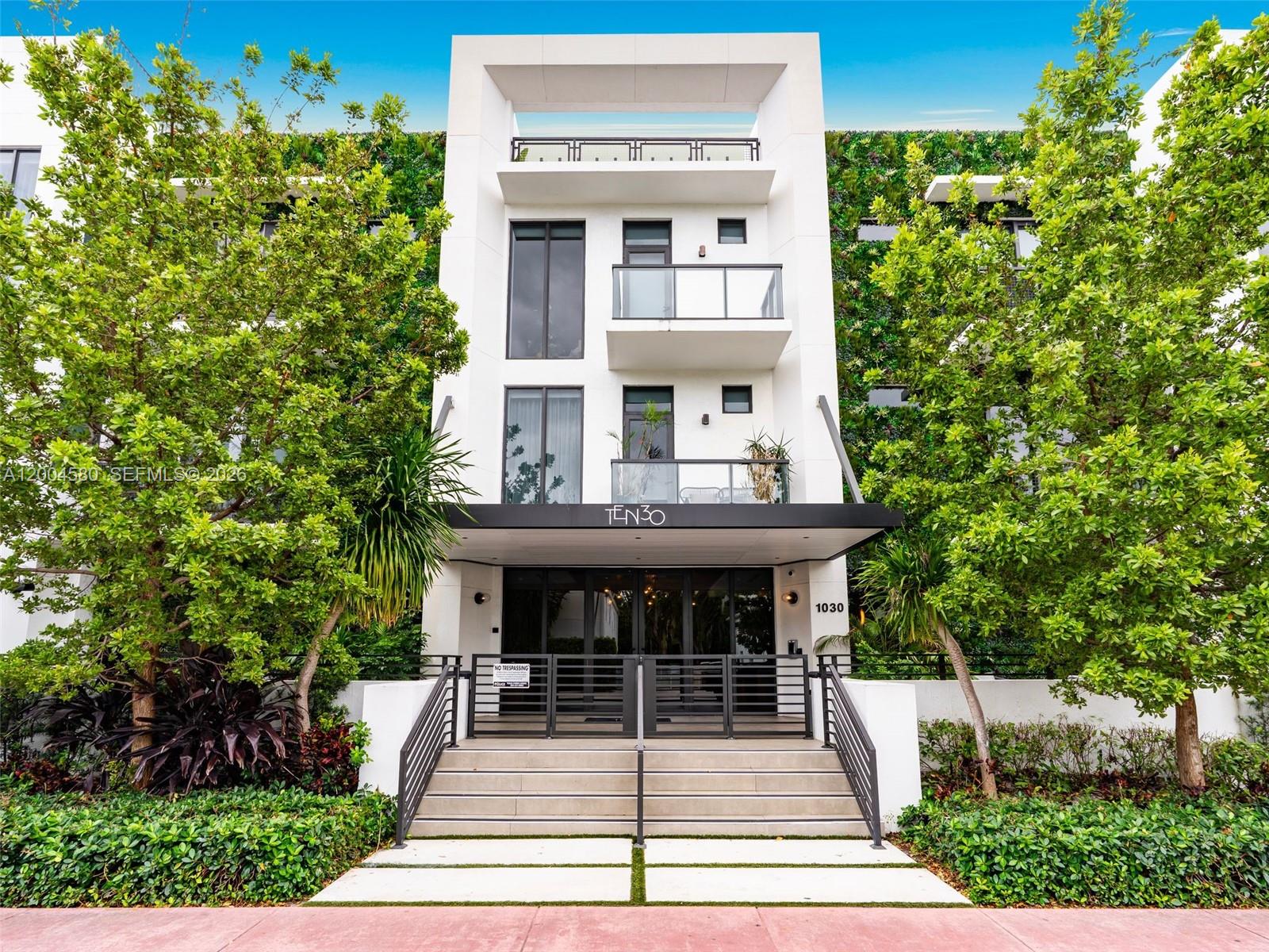 1030 15th St #321, Miami Beach FL 33139