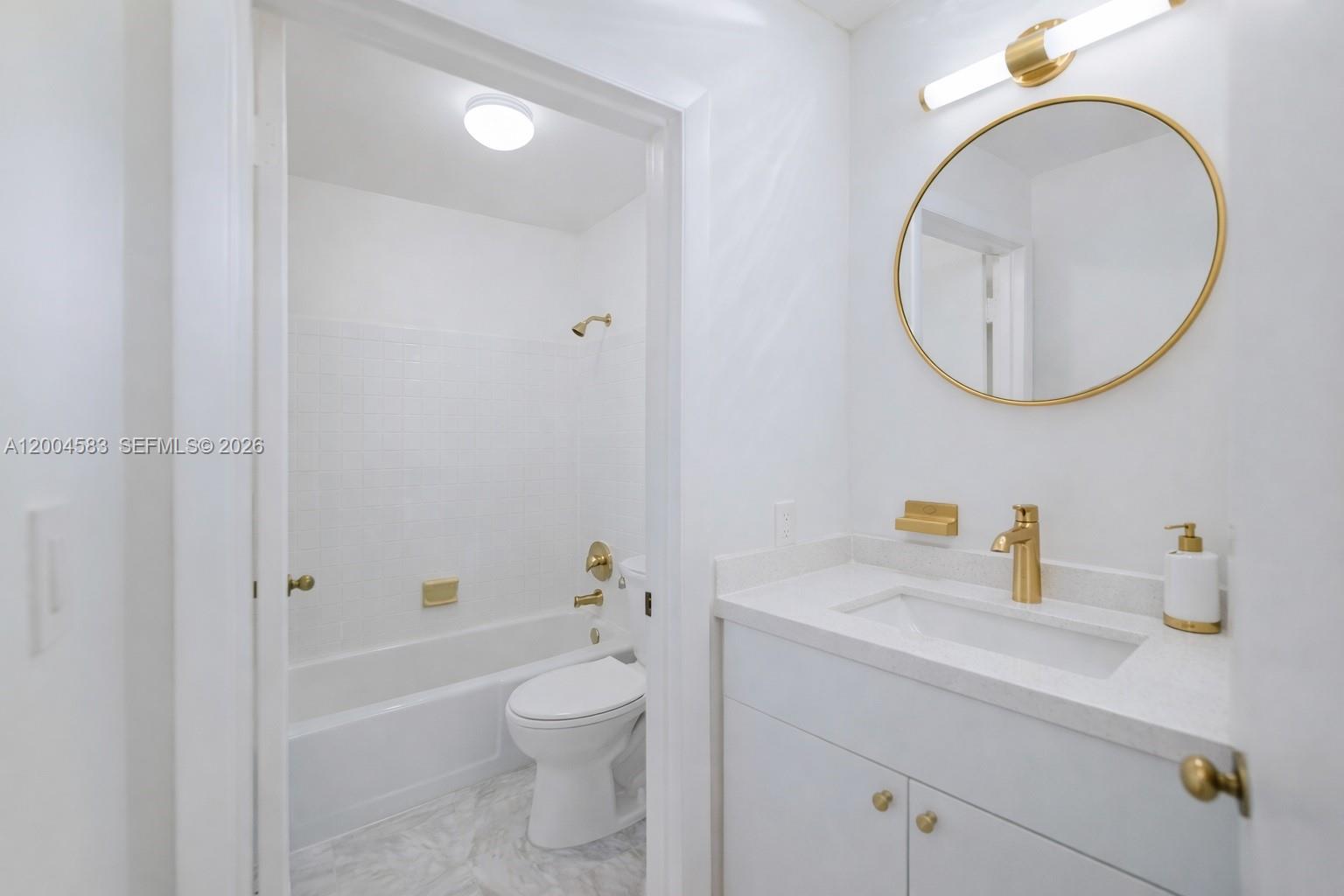 1101 Capri St, Coral Gables FL 33134