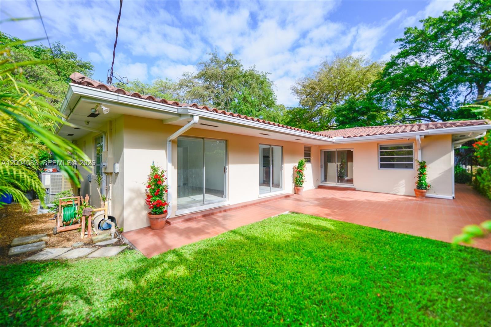1101 Capri St, Coral Gables FL 33134
