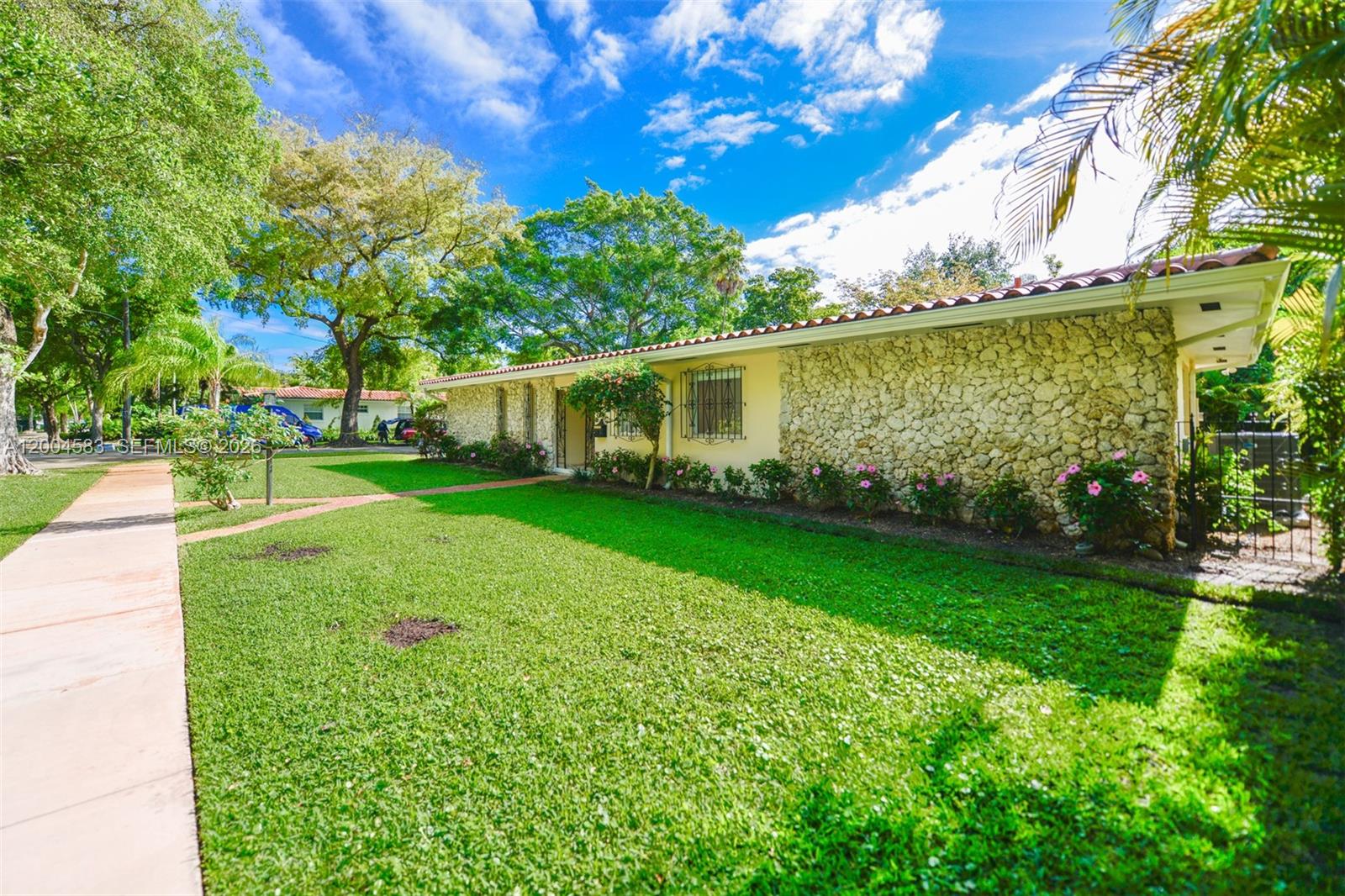 1101 Capri St, Coral Gables FL 33134