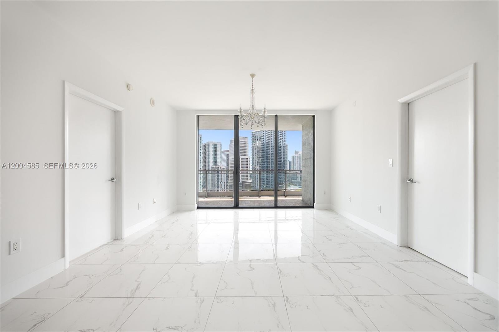 90 SW 3rd St #2602, Miami FL 33130