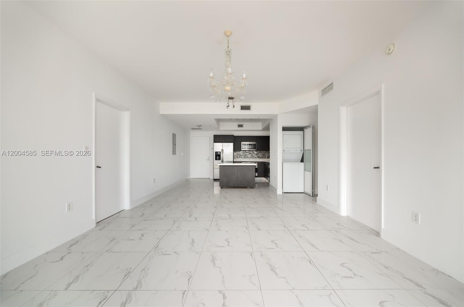 90 SW 3rd St #2602, Miami FL 33130