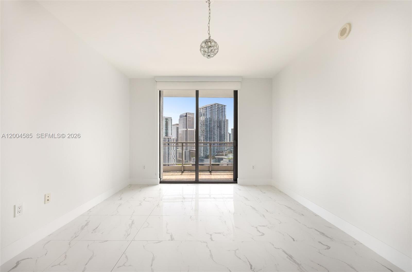 90 SW 3rd St #2602, Miami FL 33130