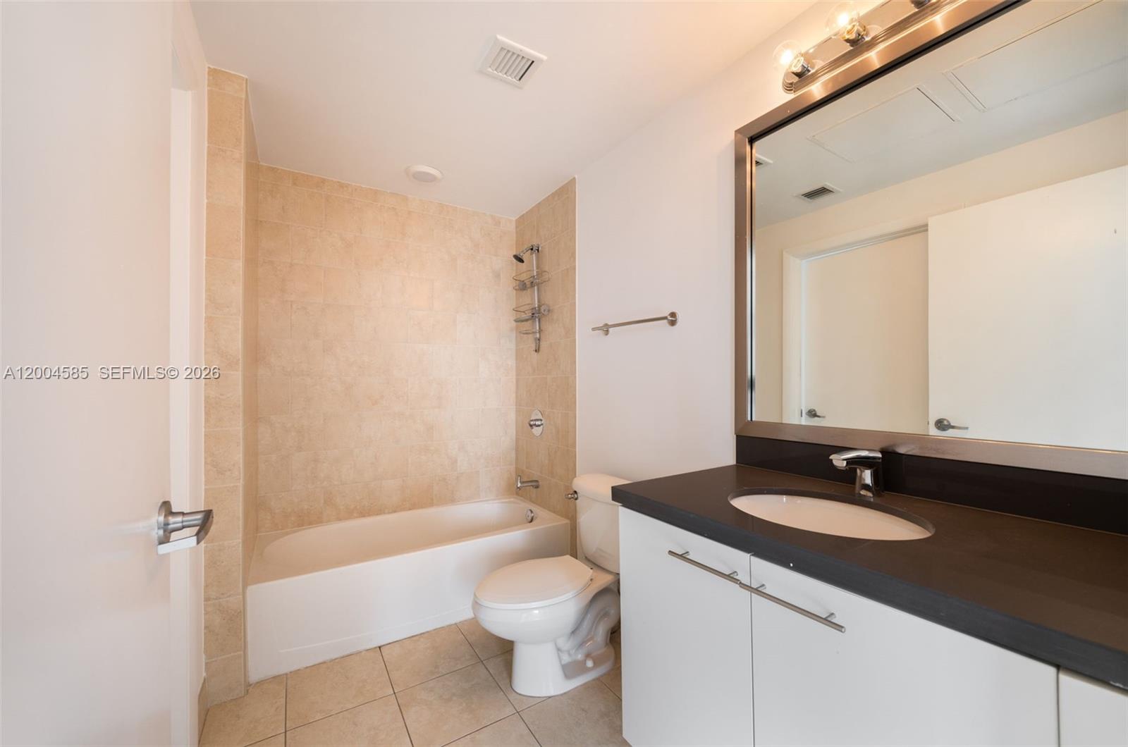 90 SW 3rd St #2602, Miami FL 33130