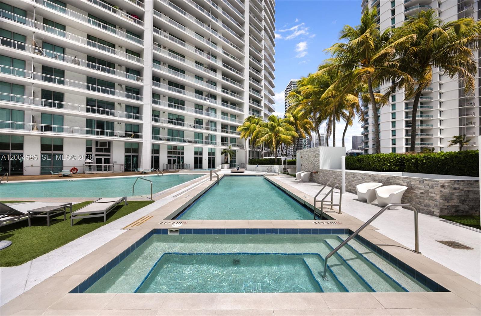90 SW 3rd St #2602, Miami FL 33130