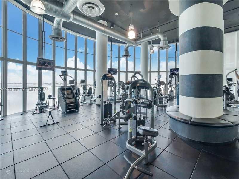 1800 N Bayshore Dr #609, Miami FL 33132