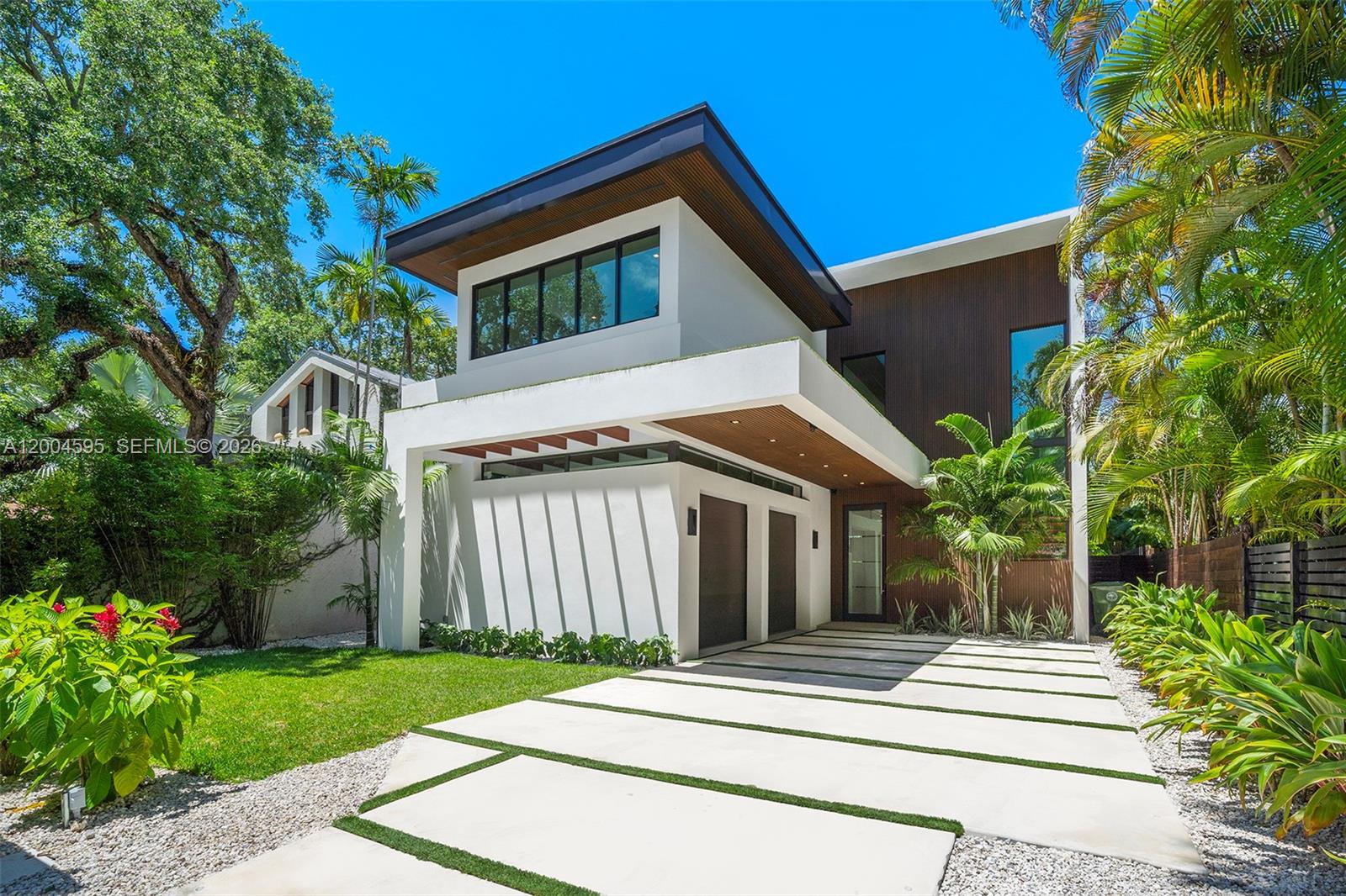 2521 Lincoln Ave, Miami FL 33133