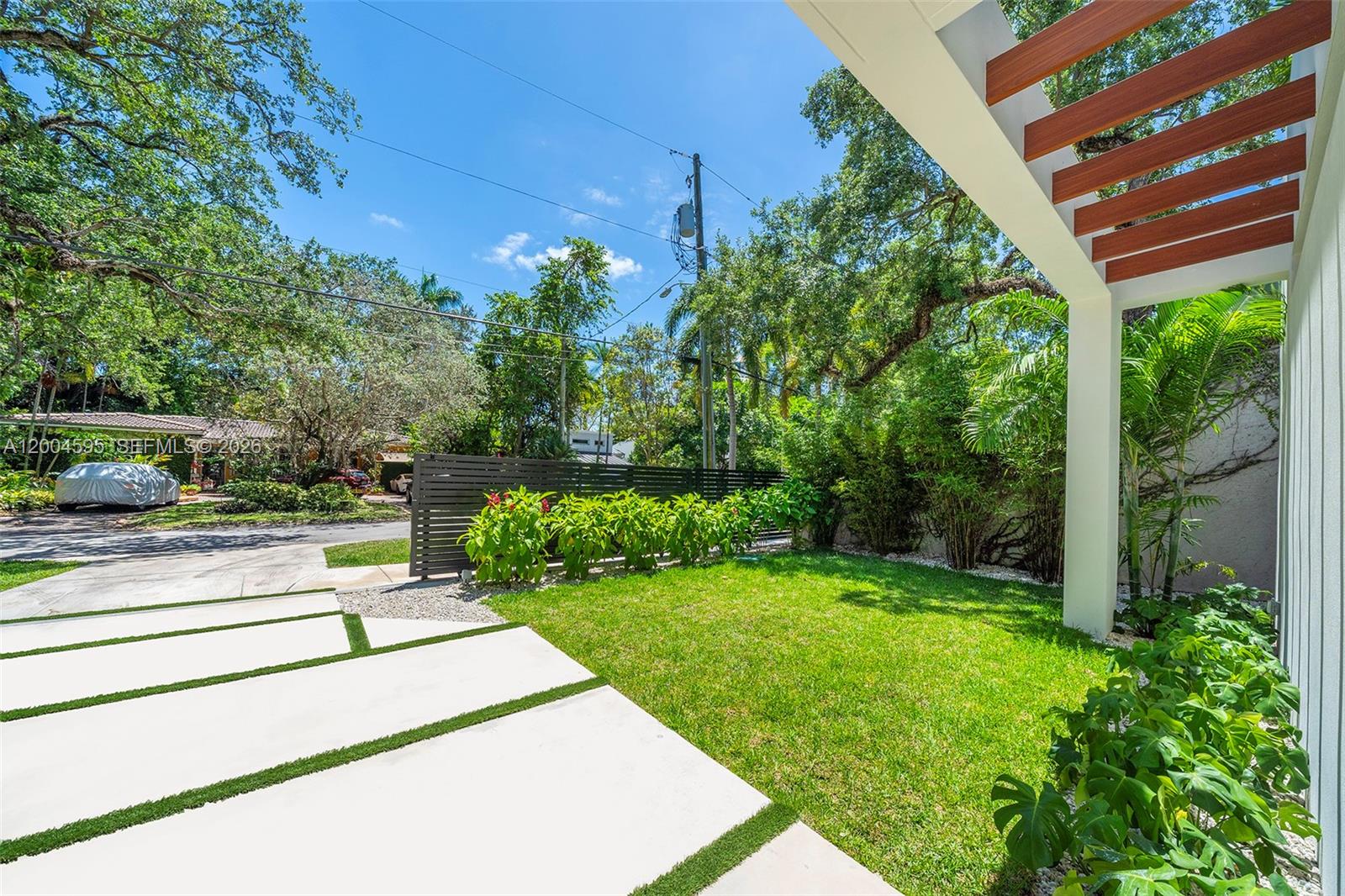 2521 Lincoln Ave, Miami FL 33133