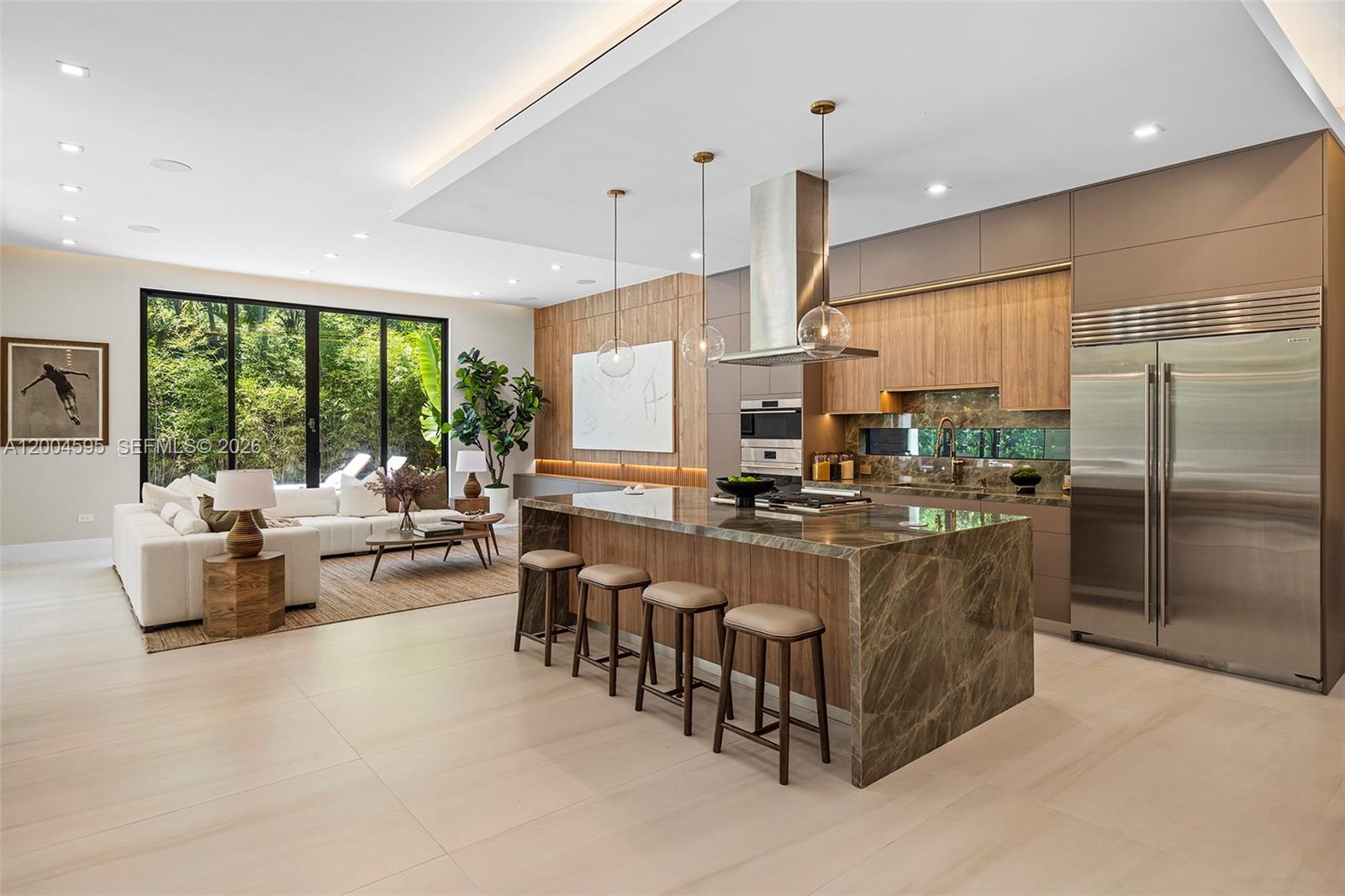 2521 Lincoln Ave, Miami FL 33133