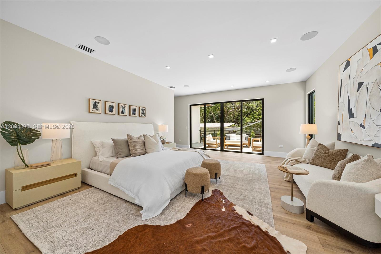 2521 Lincoln Ave, Miami FL 33133