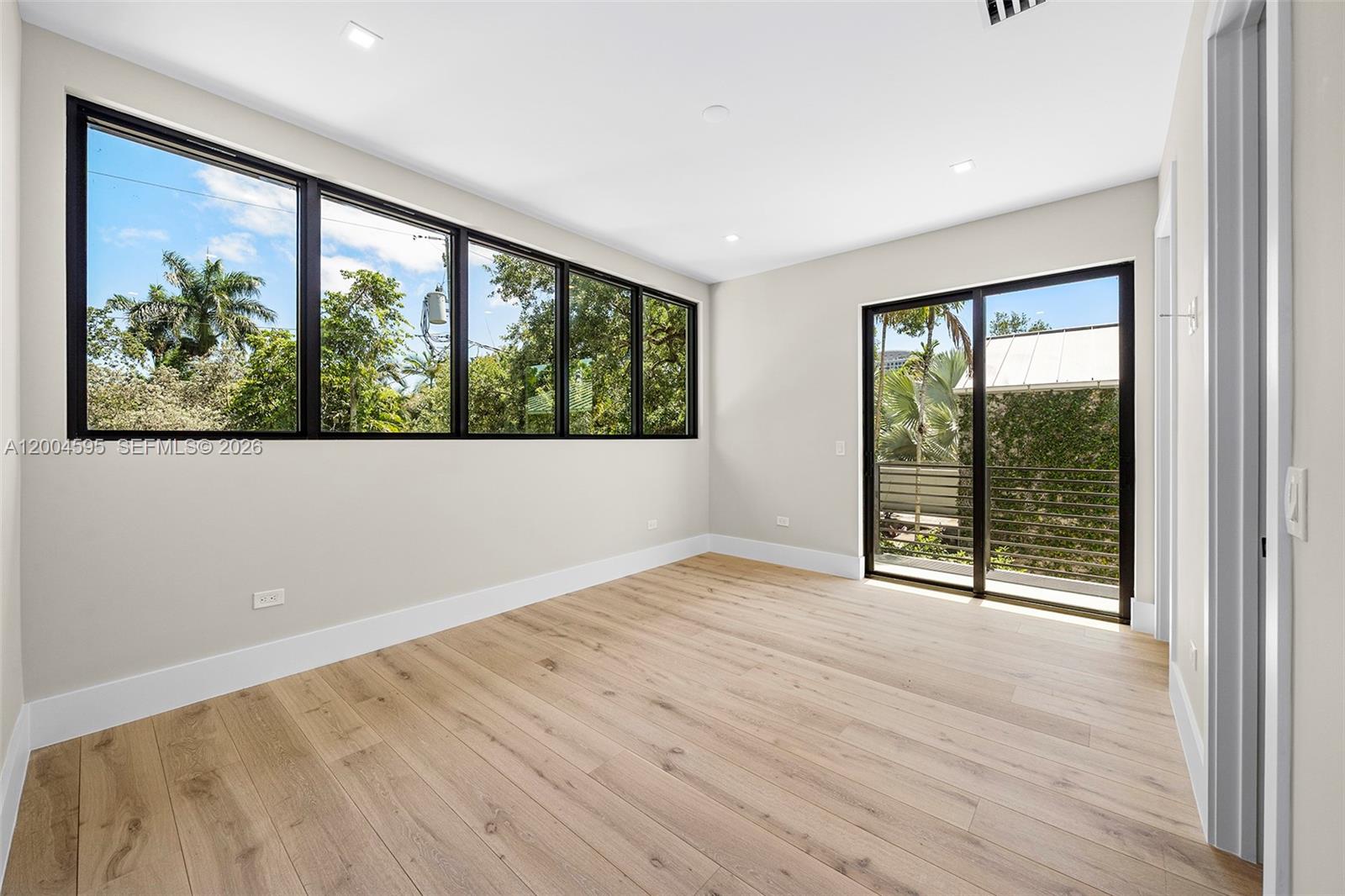 2521 Lincoln Ave, Miami FL 33133
