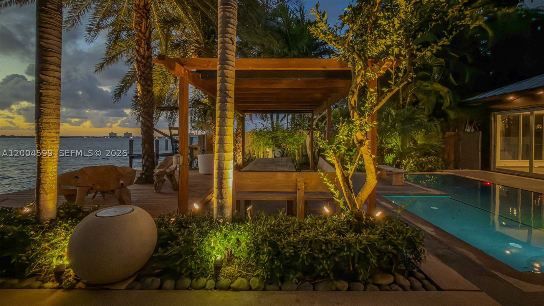 2440 N Shore Ter, Miami Beach FL 33141