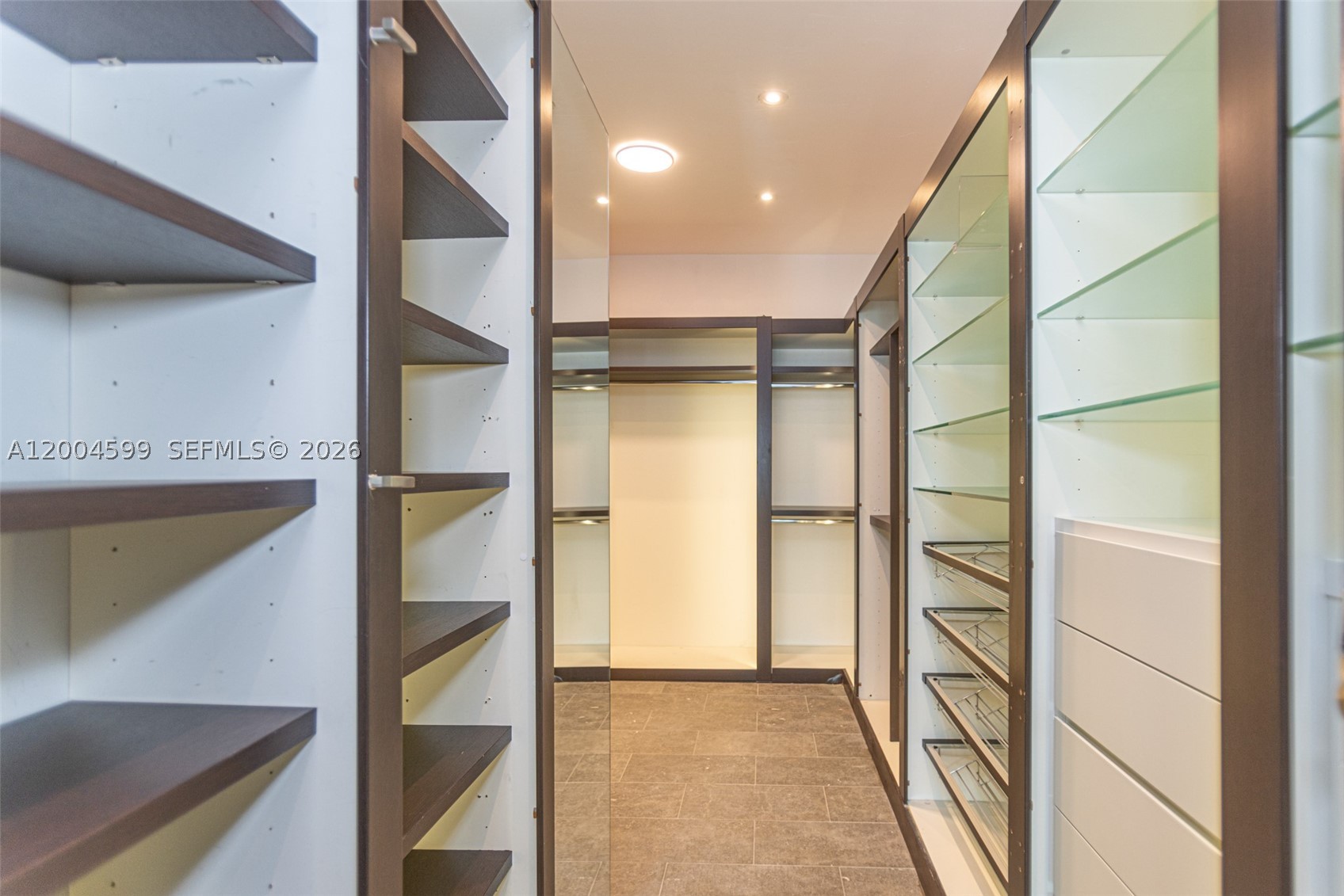 2440 N Shore Ter, Miami Beach FL 33141
