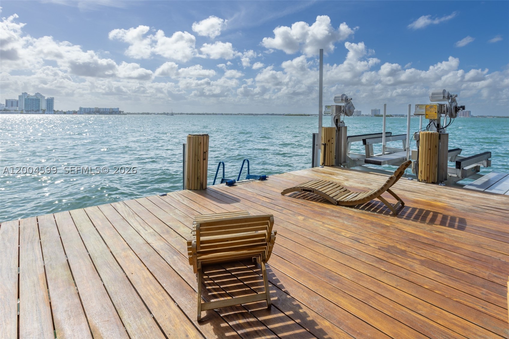 2440 N Shore Ter, Miami Beach FL 33141