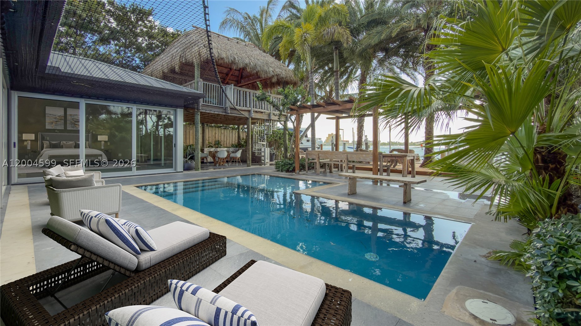 2440 N Shore Ter, Miami Beach FL 33141