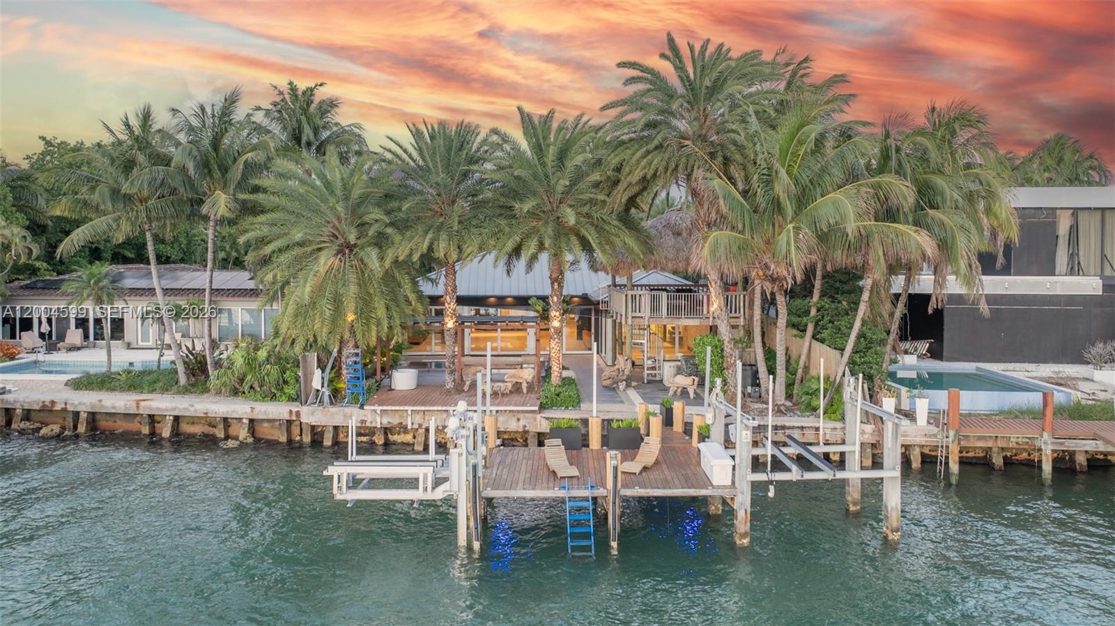 2440 N Shore Ter, Miami Beach FL 33141