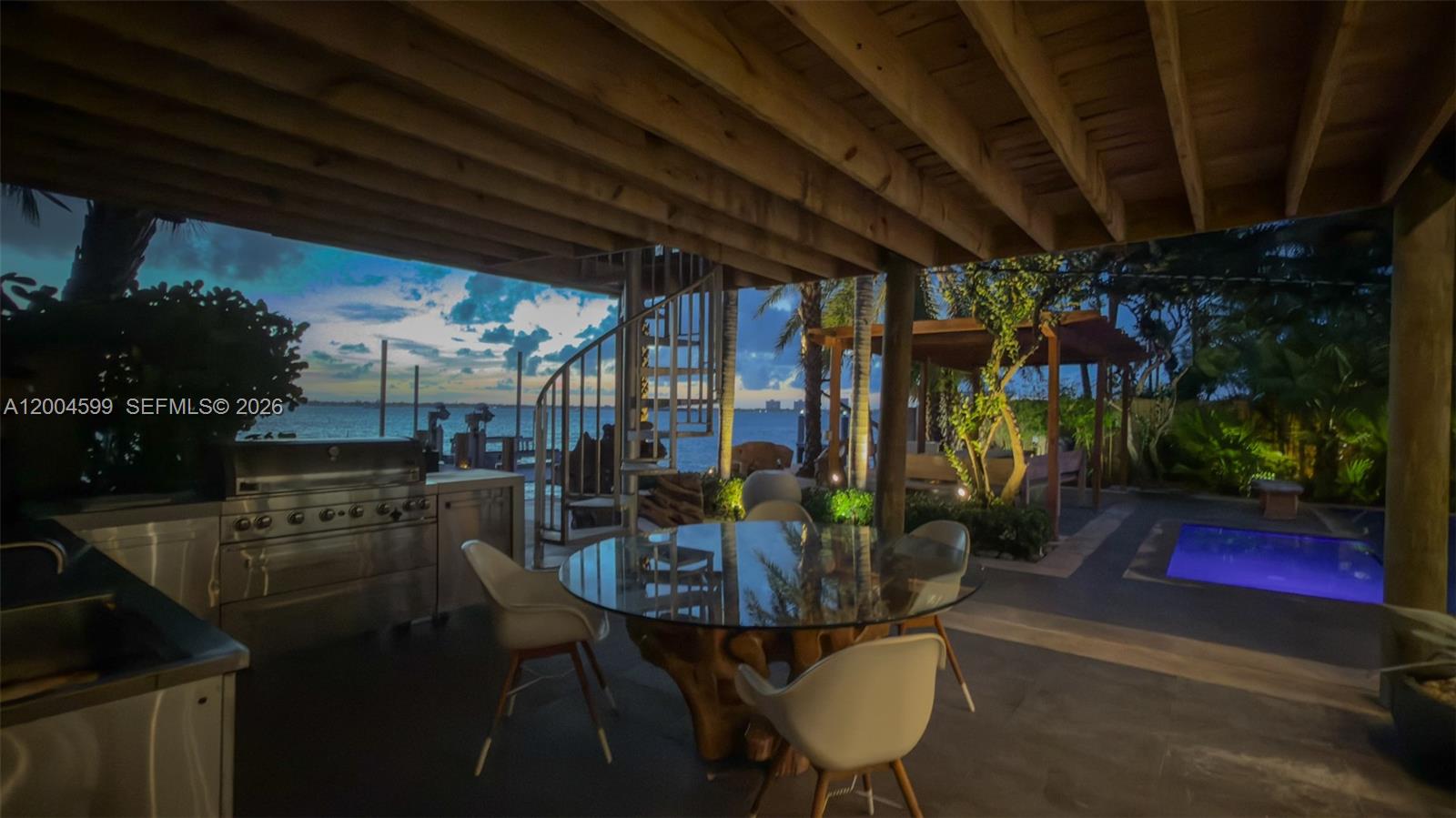 2440 N Shore Ter, Miami Beach FL 33141