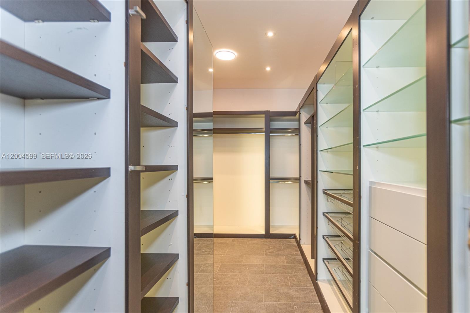 2440 N Shore Ter, Miami Beach FL 33141