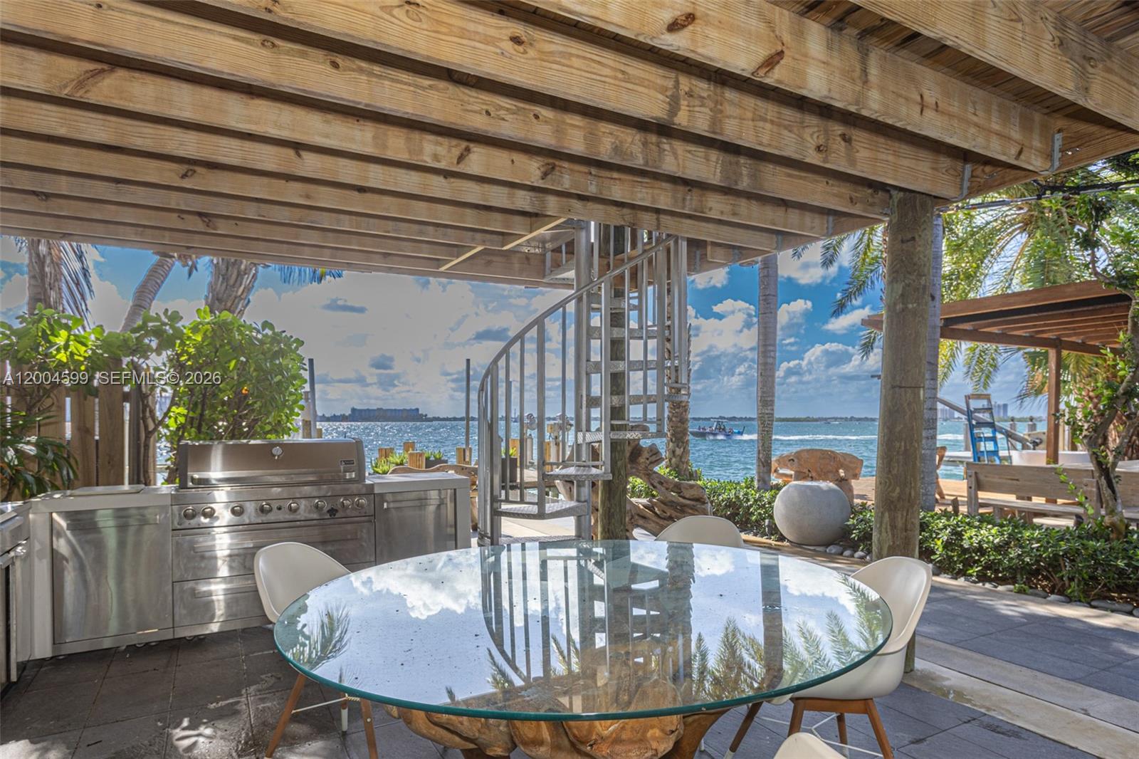 2440 N Shore Ter, Miami Beach FL 33141