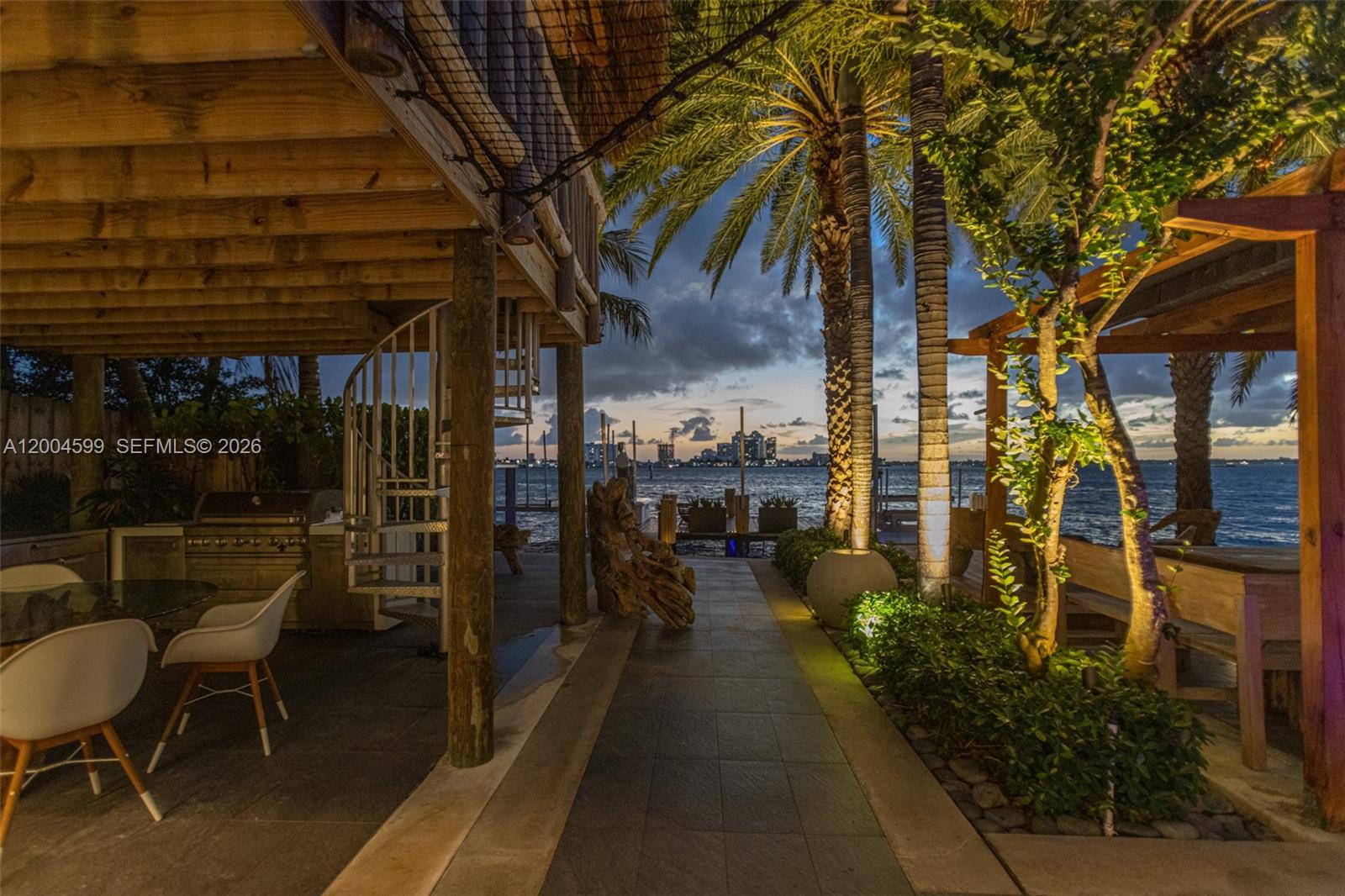 2440 N Shore Ter, Miami Beach FL 33141