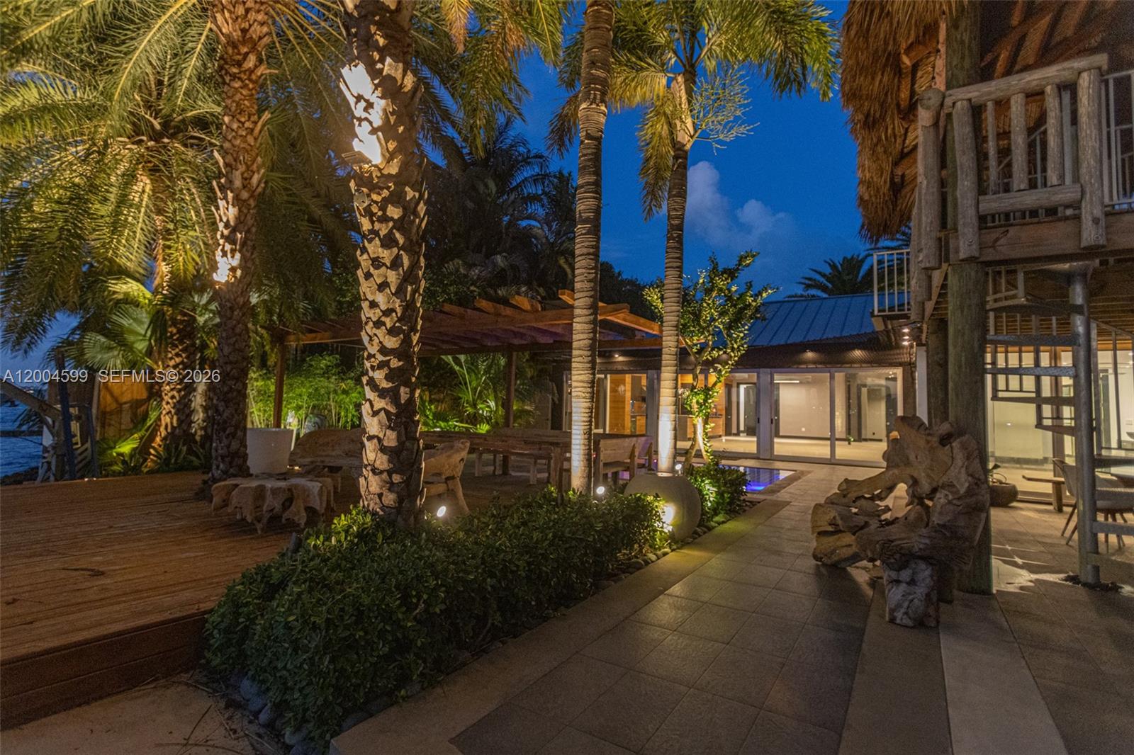 2440 N Shore Ter, Miami Beach FL 33141