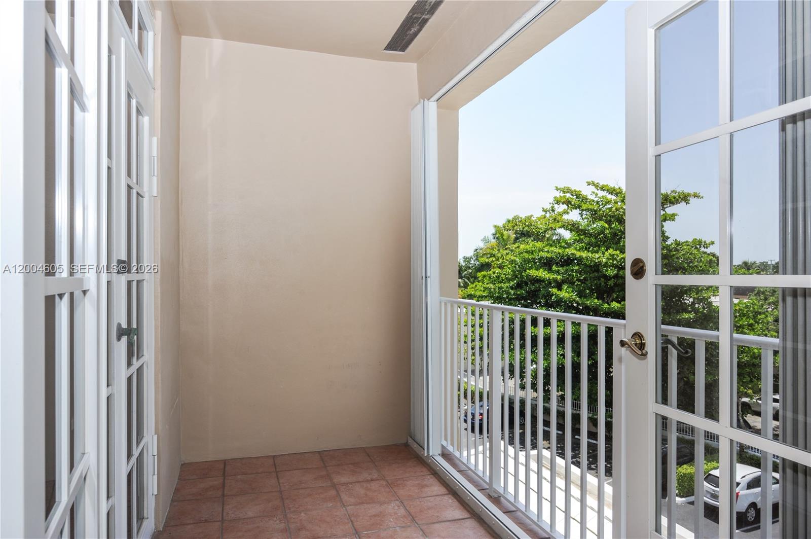 1280 S Alhambra Cir #2419, Coral Gables FL 33146