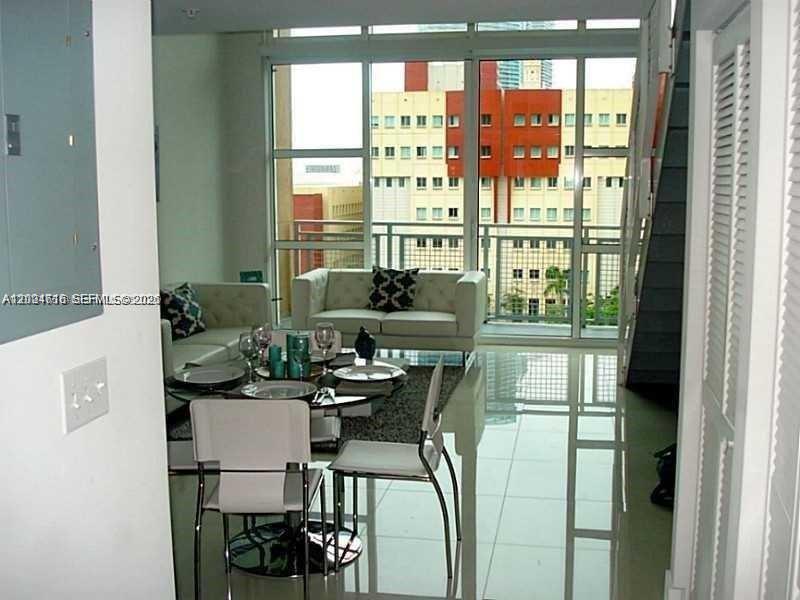 244 Biscayne Blvd #647, Miami FL 33132