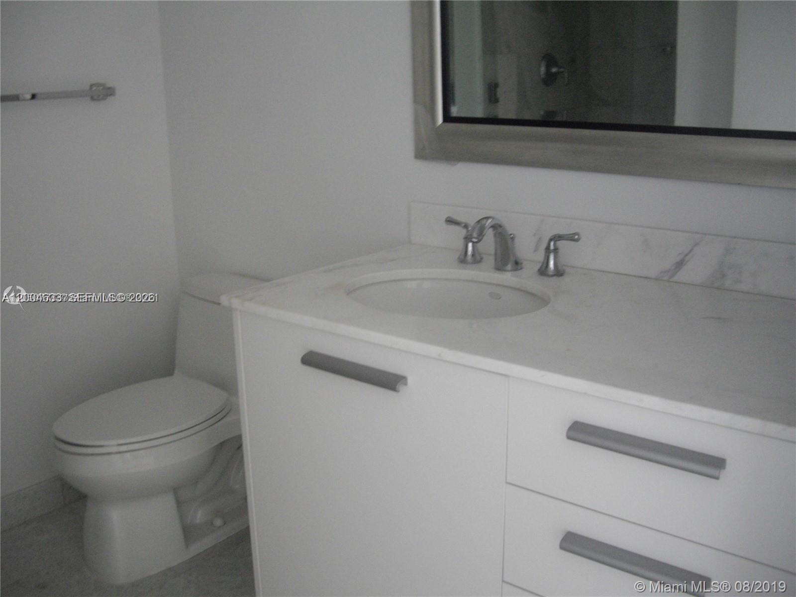 1060 Brickell Ave #1409, Miami FL 33131