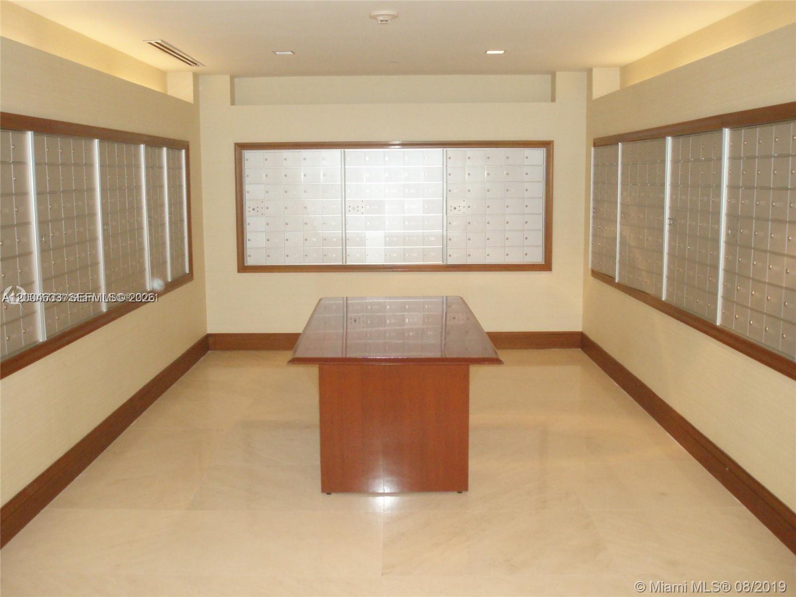 1060 Brickell Ave #1409, Miami FL 33131