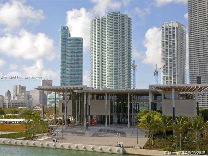 1060 Brickell Ave #1409, Miami FL 33131