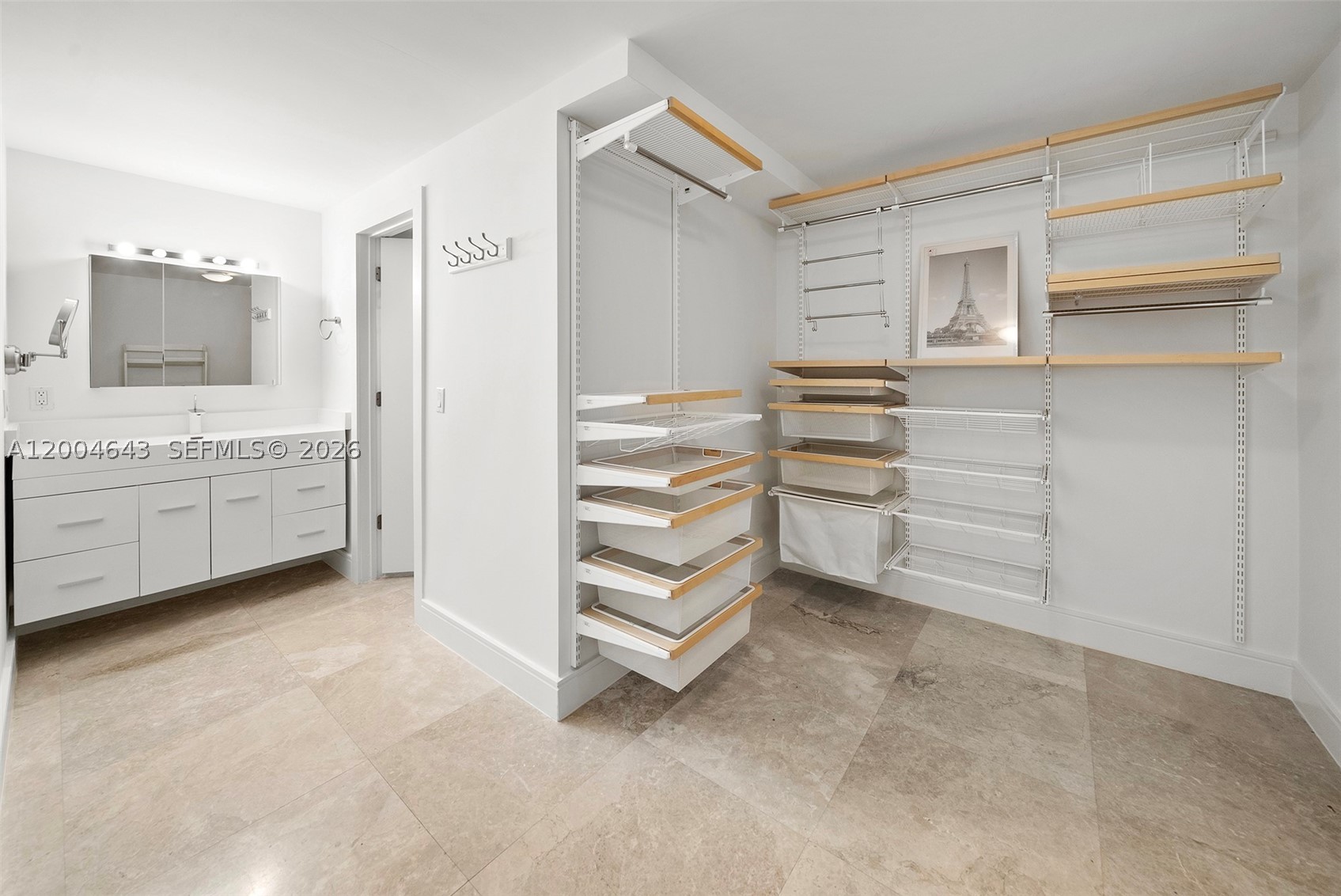 600 Grapetree Dr #3BS, Key Biscayne FL 33149