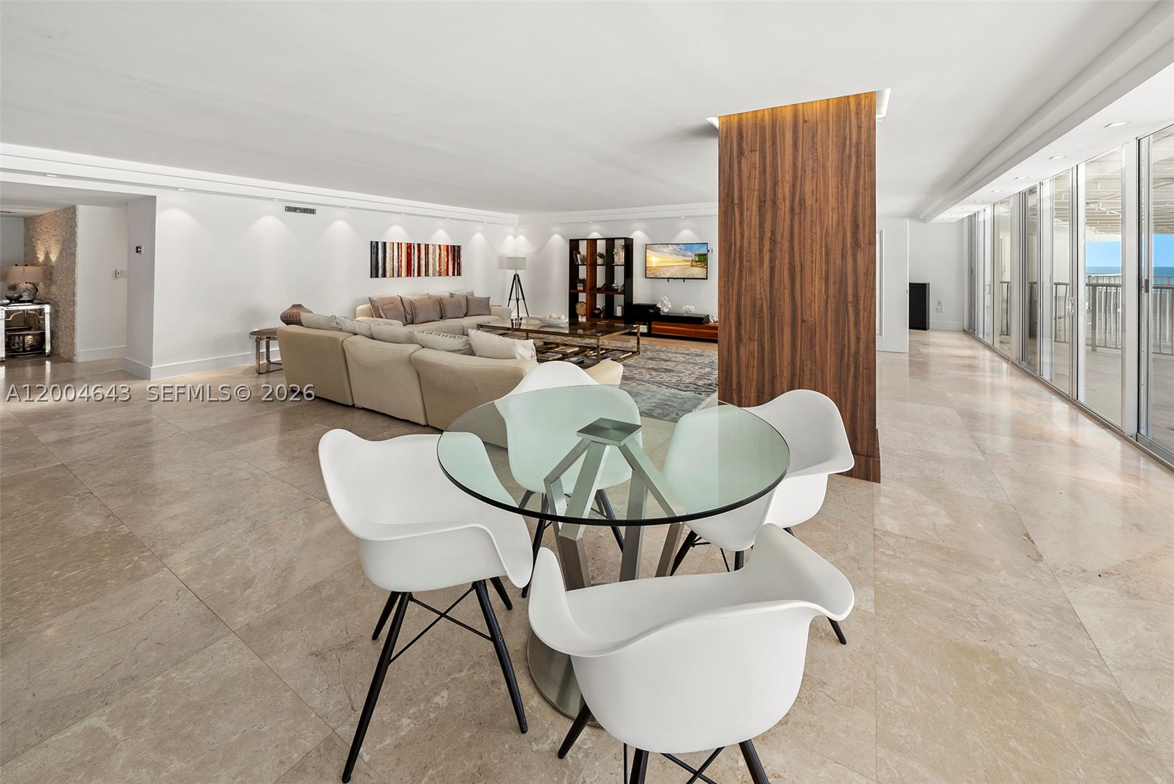 600 Grapetree Dr #3BS, Key Biscayne FL 33149