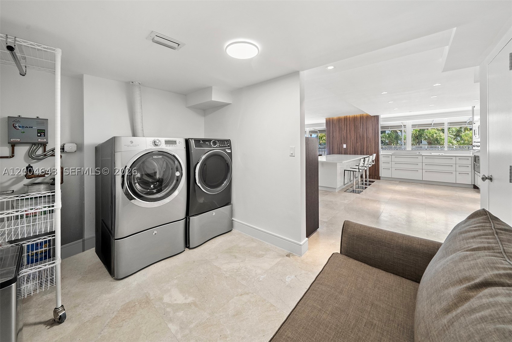 600 Grapetree Dr #3BS, Key Biscayne FL 33149