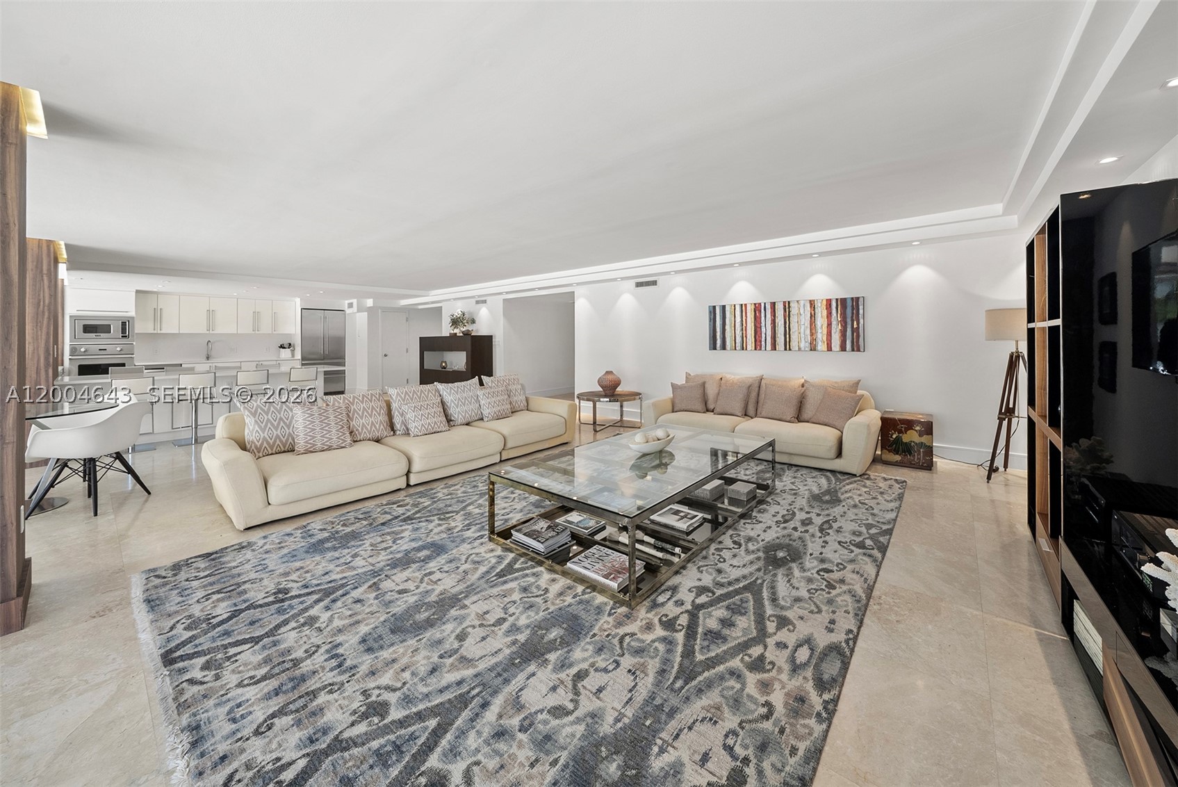 600 Grapetree Dr #3BS, Key Biscayne FL 33149