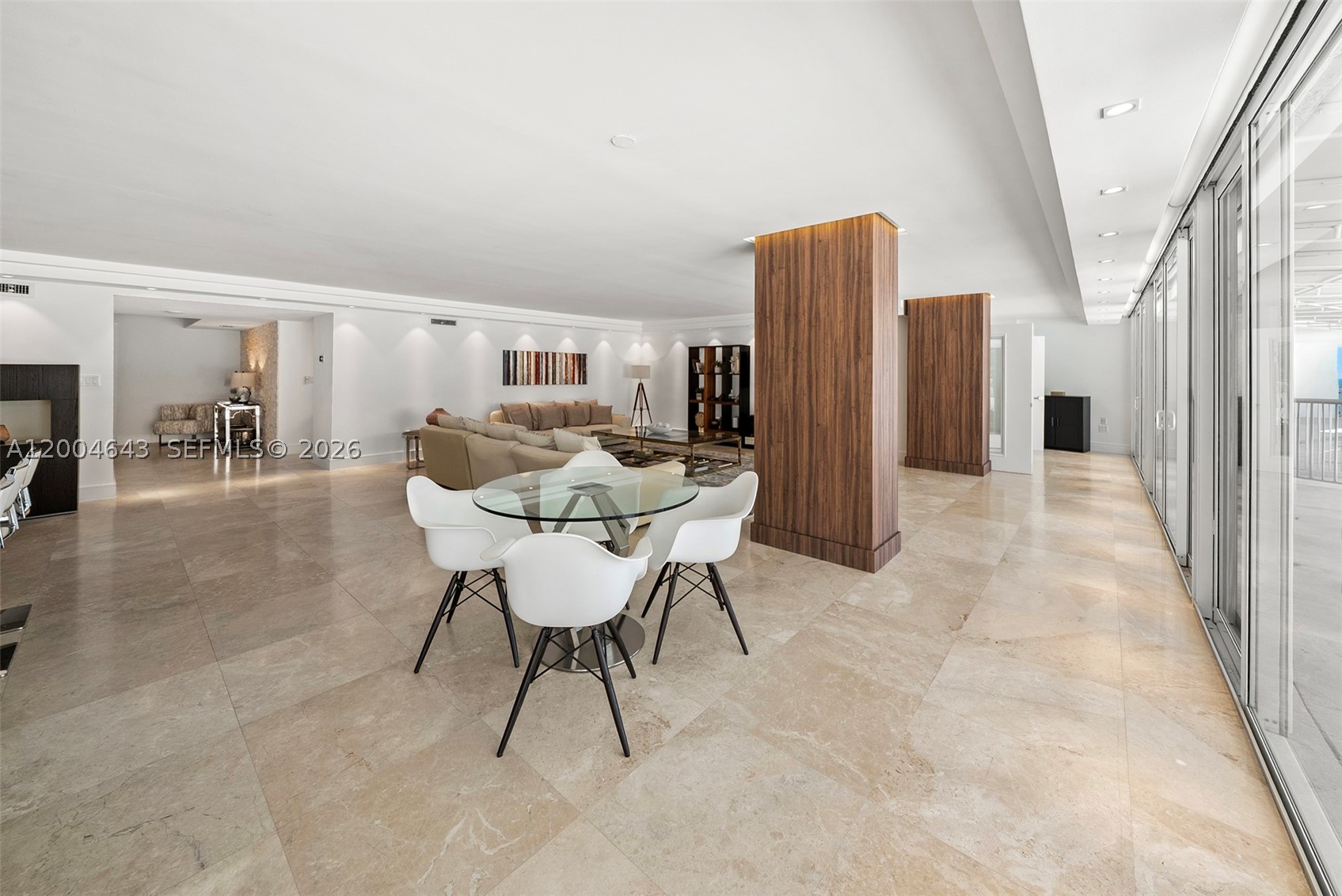 600 Grapetree Dr #3BS, Key Biscayne FL 33149