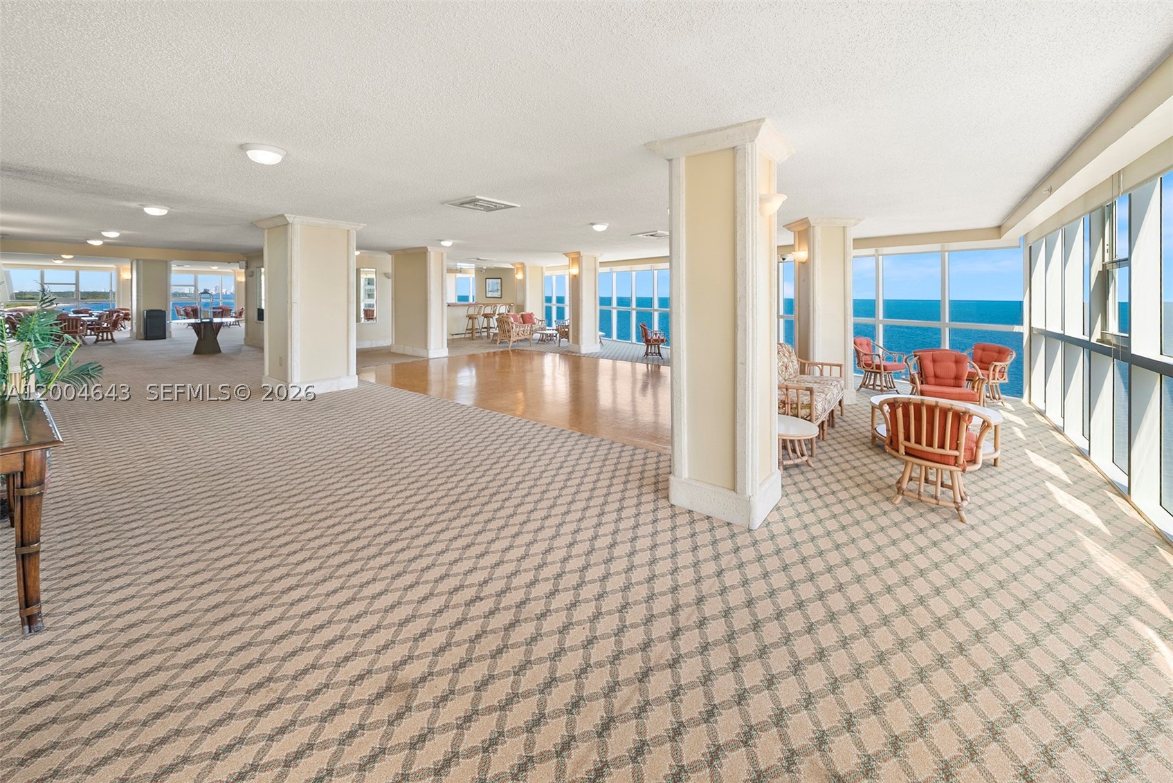 600 Grapetree Dr #3BS, Key Biscayne FL 33149
