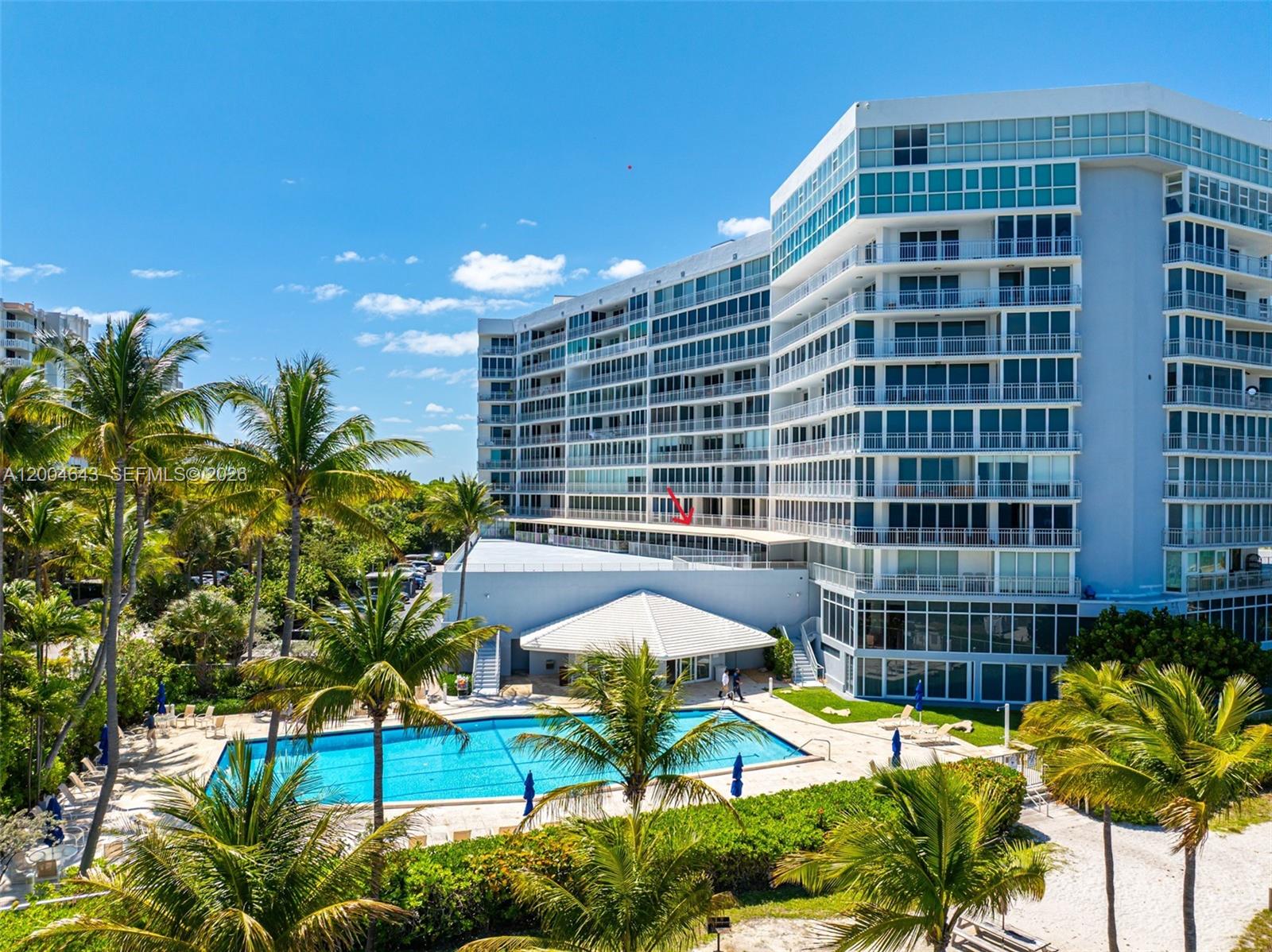600 Grapetree Dr #3BS, Key Biscayne FL 33149