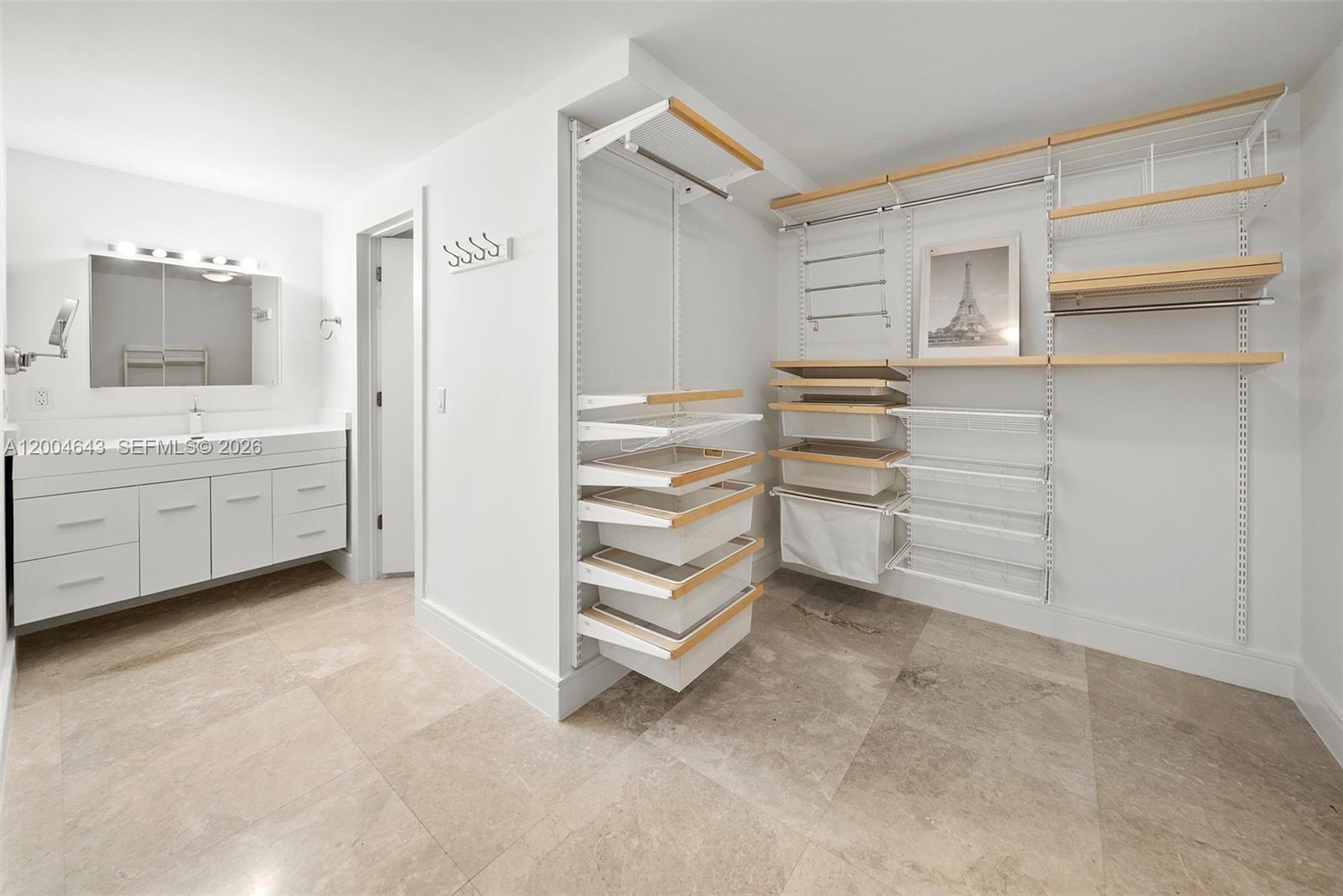 600 Grapetree Dr #3BS, Key Biscayne FL 33149