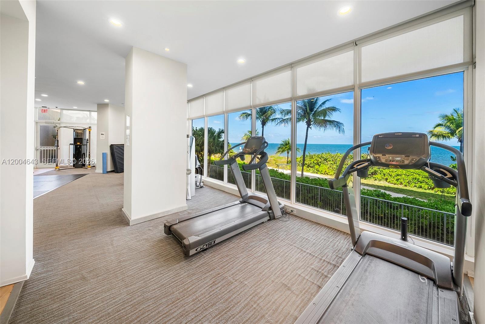 600 Grapetree Dr #3BS, Key Biscayne FL 33149