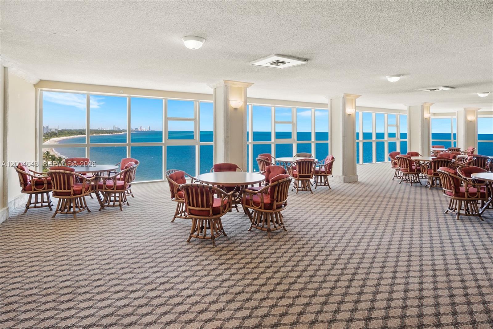 600 Grapetree Dr #3BS, Key Biscayne FL 33149
