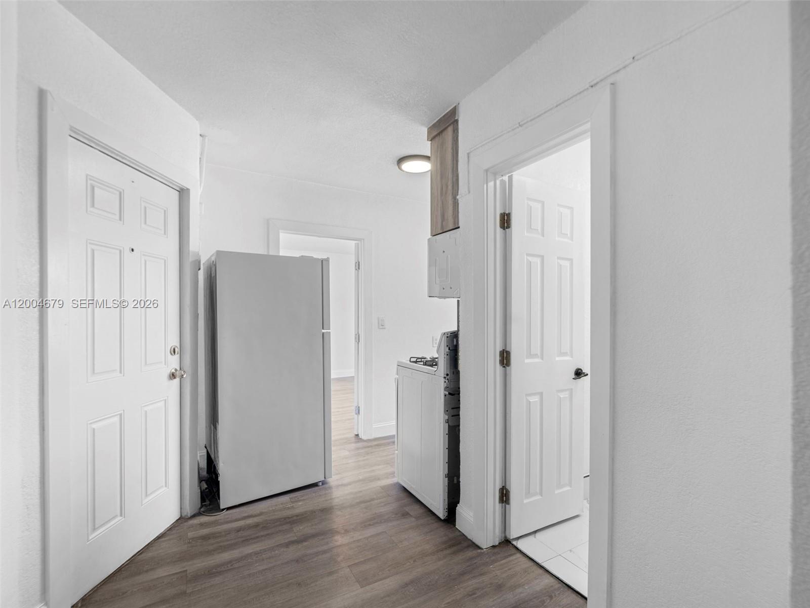 500 SW 8th AVE, Miami FL 33130