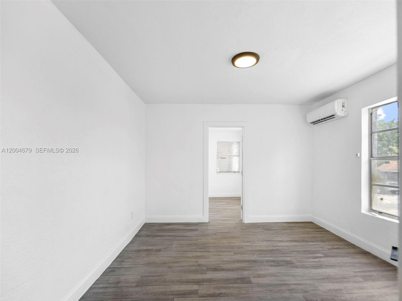 500 SW 8th AVE, Miami FL 33130