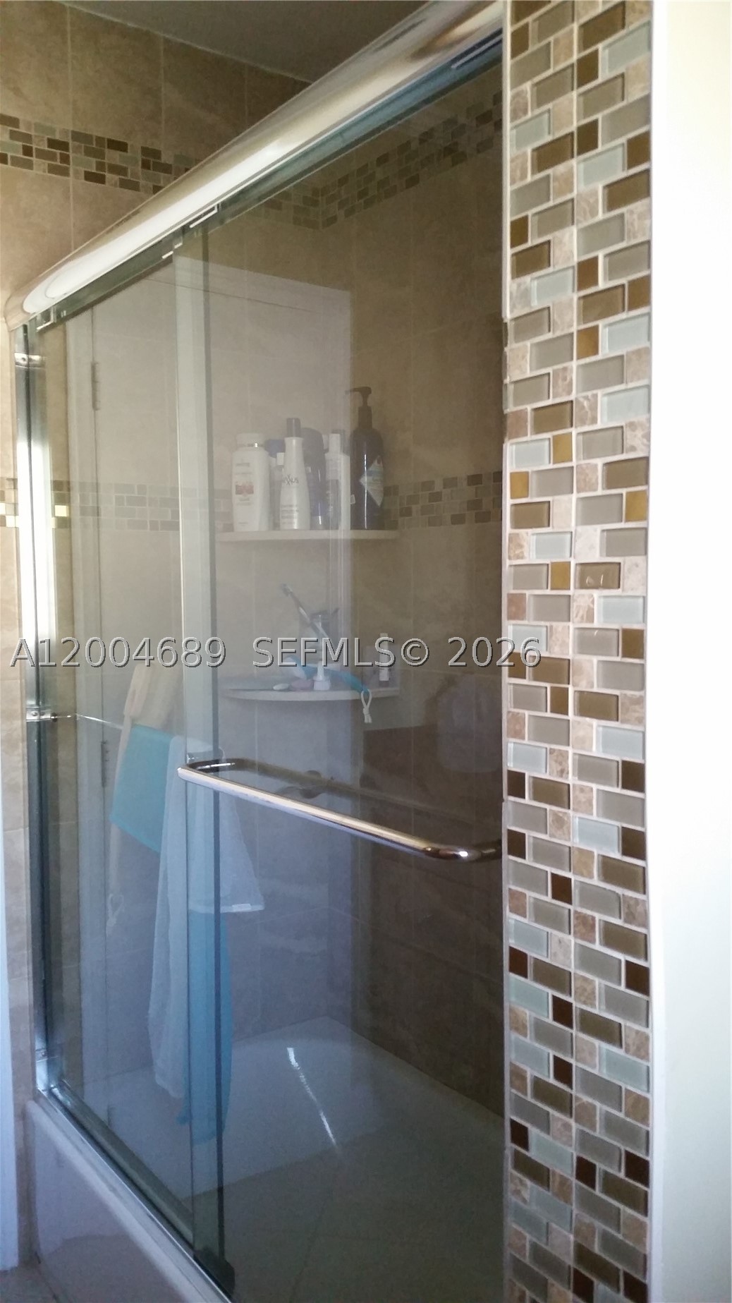 6021 SW 62nd Pl, South Miami FL 33143