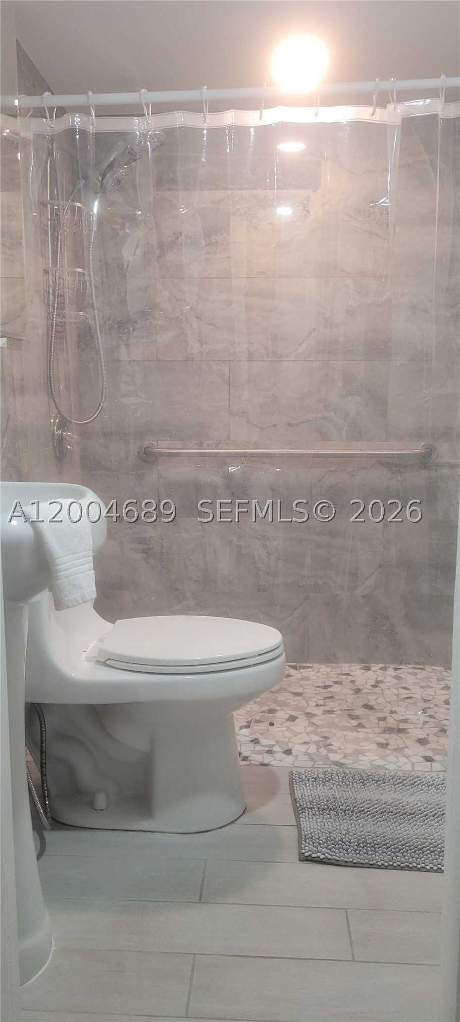 6021 SW 62nd Pl, South Miami FL 33143