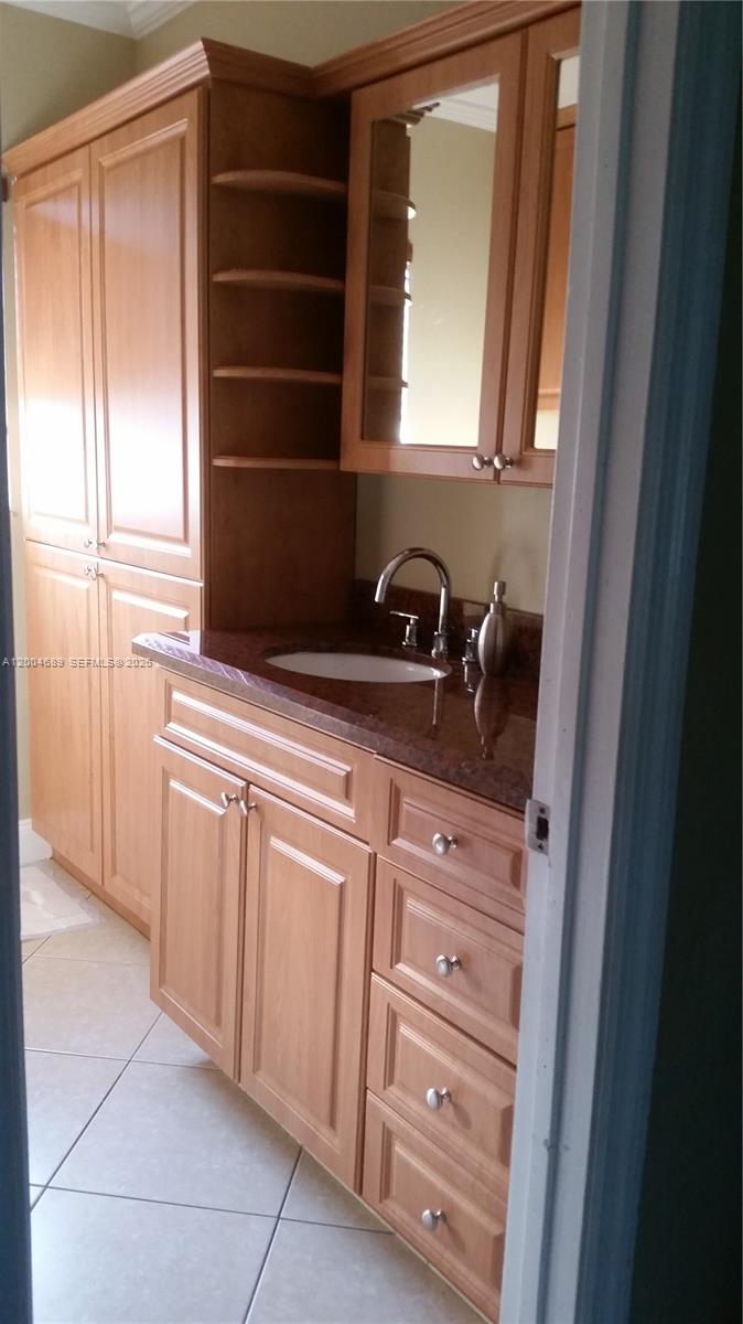 South Miami FL 33143 - A12004689