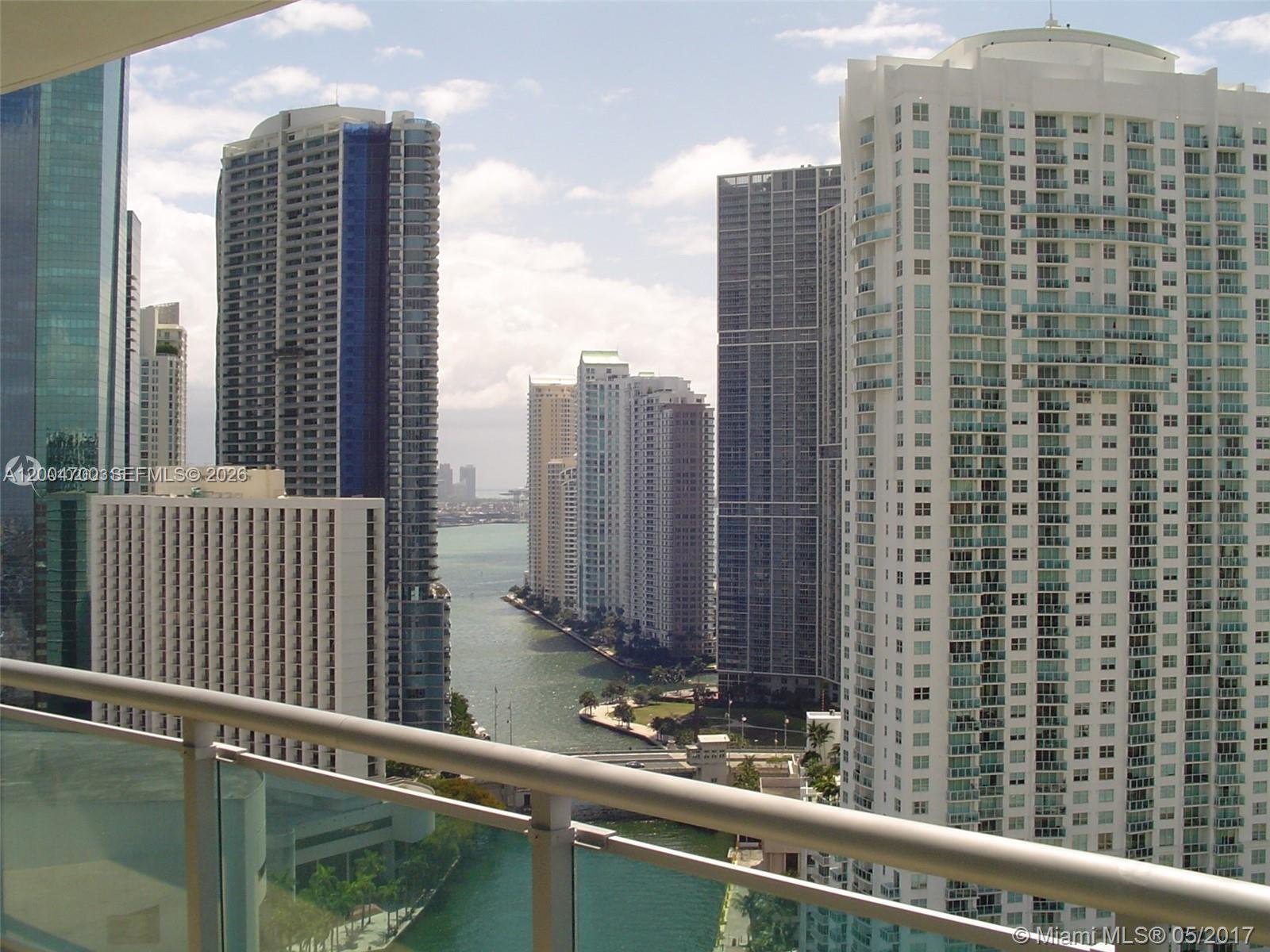 350 S Miami Ave #2702, Miami FL 33130