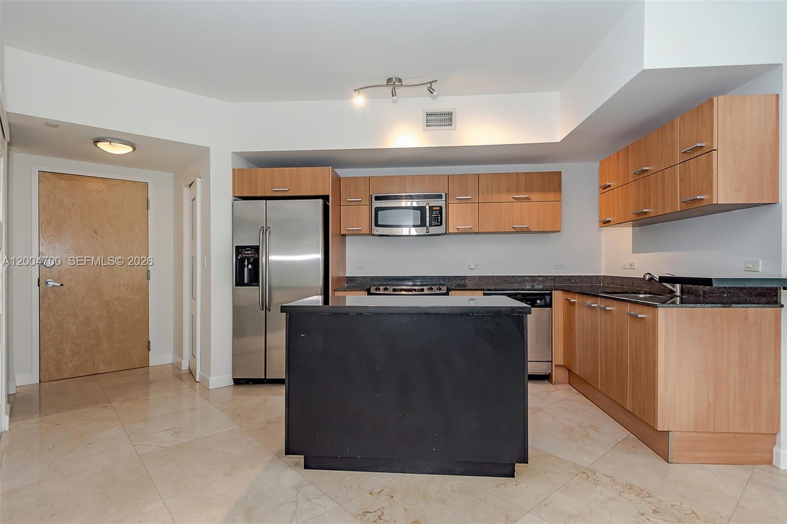 350 S Miami Ave #2702, Miami FL 33130