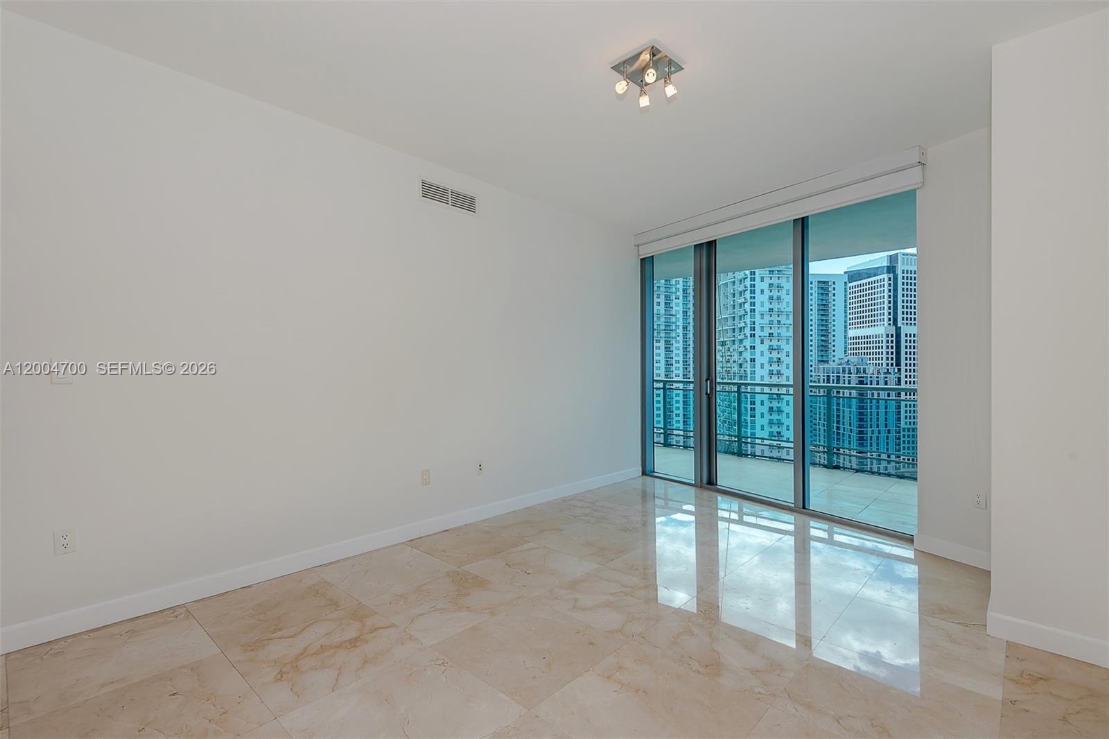 350 S Miami Ave #2702, Miami FL 33130